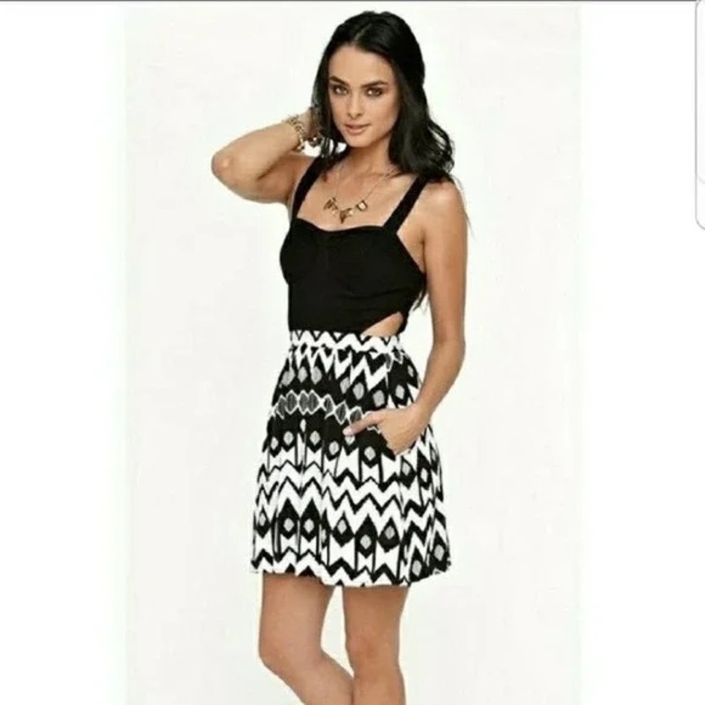 XS VOLCOM DRESS